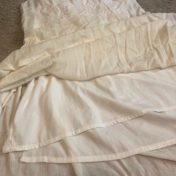 Forever 21 White Dress Size Small - Picture 5 of 5